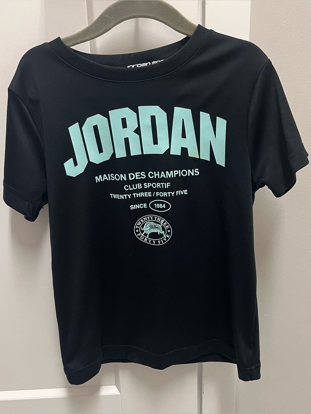 Jordan Sport boys dry fit shirt